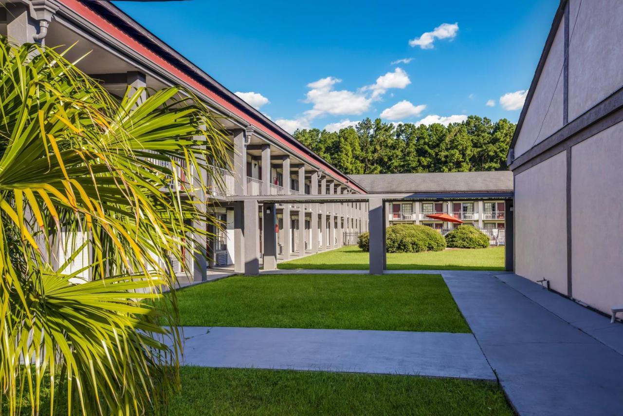 Red Roof Inn Savannah - Richmond Hill I-95 Exteriör bild