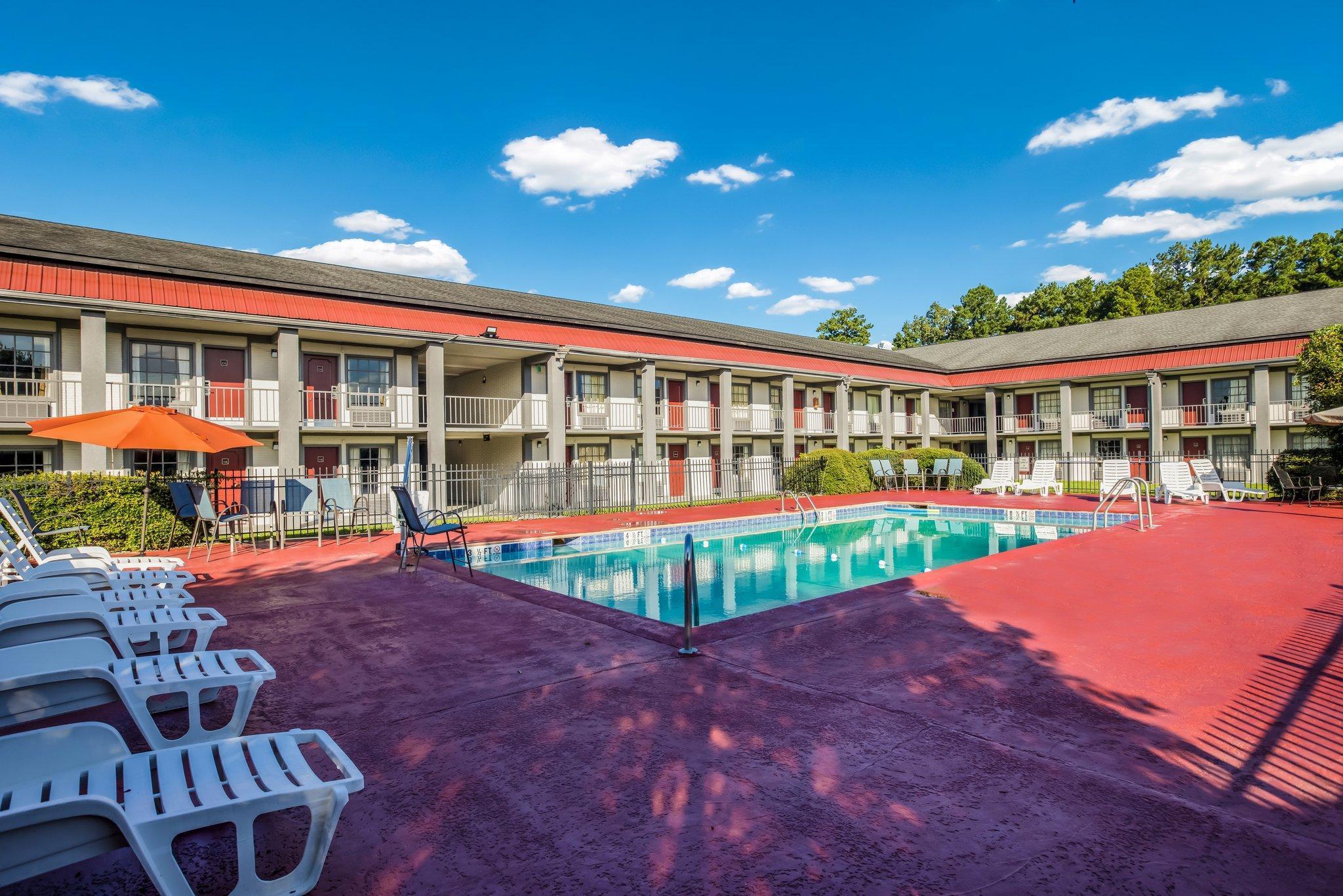 Red Roof Inn Savannah - Richmond Hill I-95 Exteriör bild