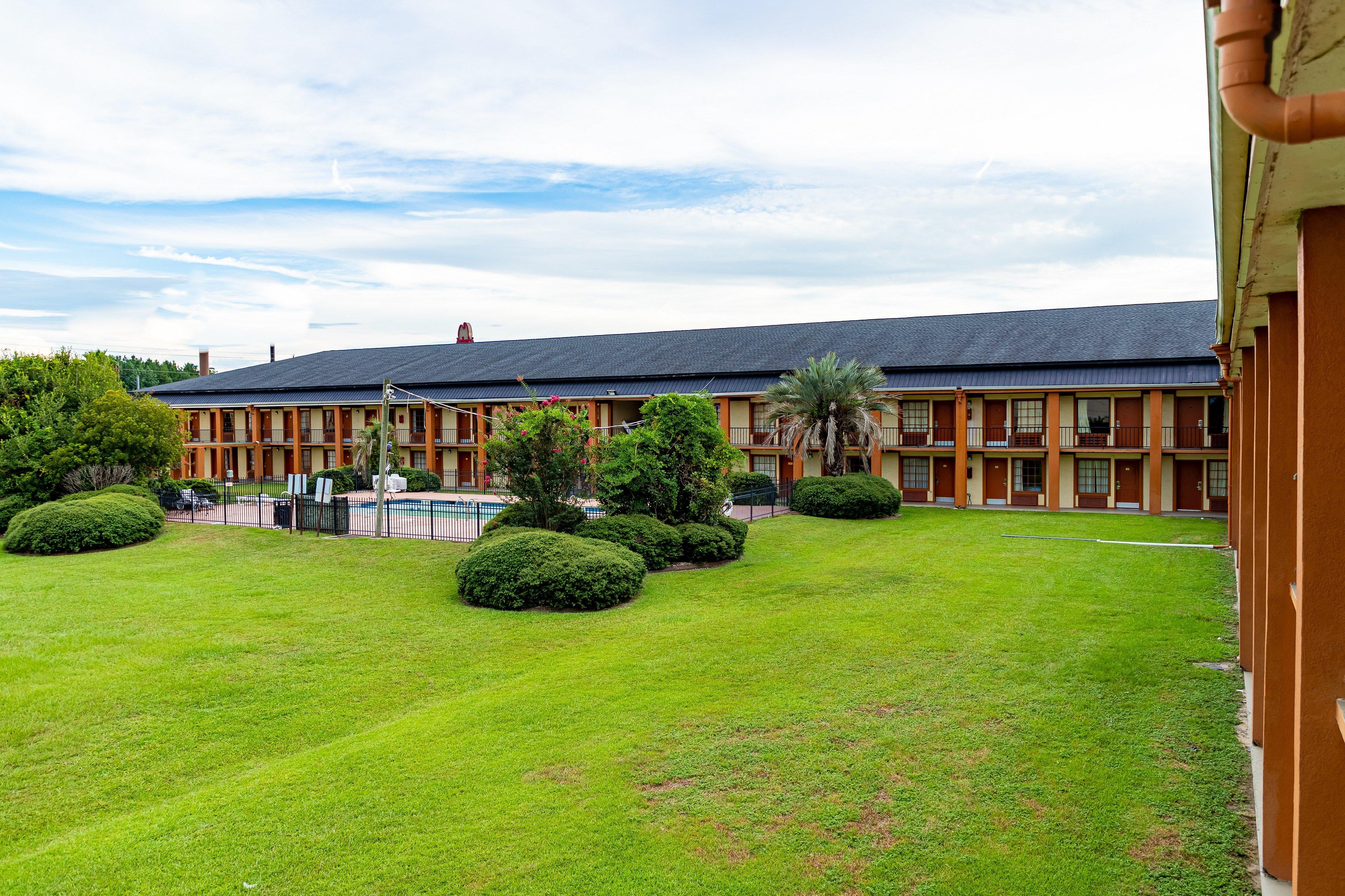 Red Roof Inn Savannah - Richmond Hill I-95 Exteriör bild